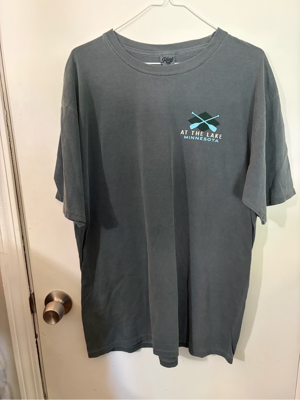 NWOT Men’s Blue 84 Large At The Lake Minnesota Graphic Tee - Slate Blue Tote12
